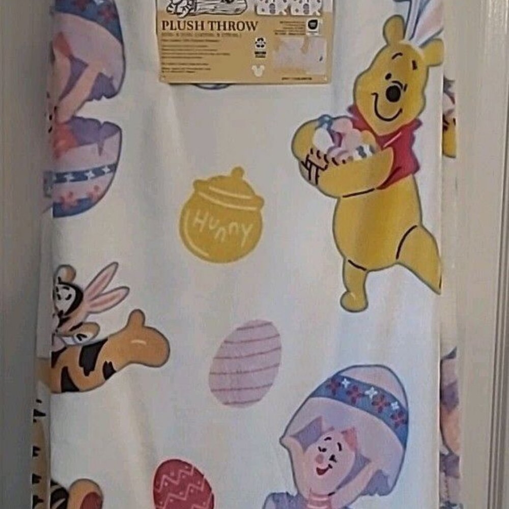Disney 2025 Winnie The Pooh White Easter 50x70 Plush Blanket Cloud Throw New